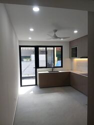 Serangoon Park (D13), Terrace #559196391